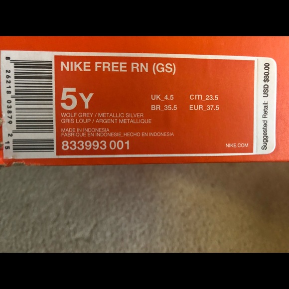 BRAND NEW NIKE FREE RN - Picture 4 of 5